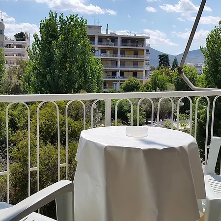 Seaview Studio Flat In Central Halkis Chalkís